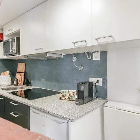 Alfama Lyfe Appartement *