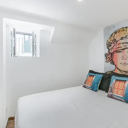 Alfama Lyfe Daire Lisboa