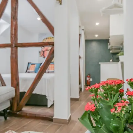 Alfama Lyfe Apartament